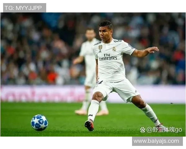 巴西足球明星中场球员的辉煌历程与传奇瞬间探秘